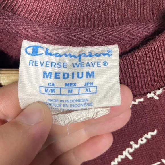 Champion Reverse Weave All Over Logo Sweatshirt Size M Crew Neck Long Sleeve - Picture 5 of 6